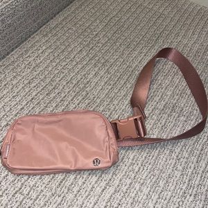Lululemon belt bag